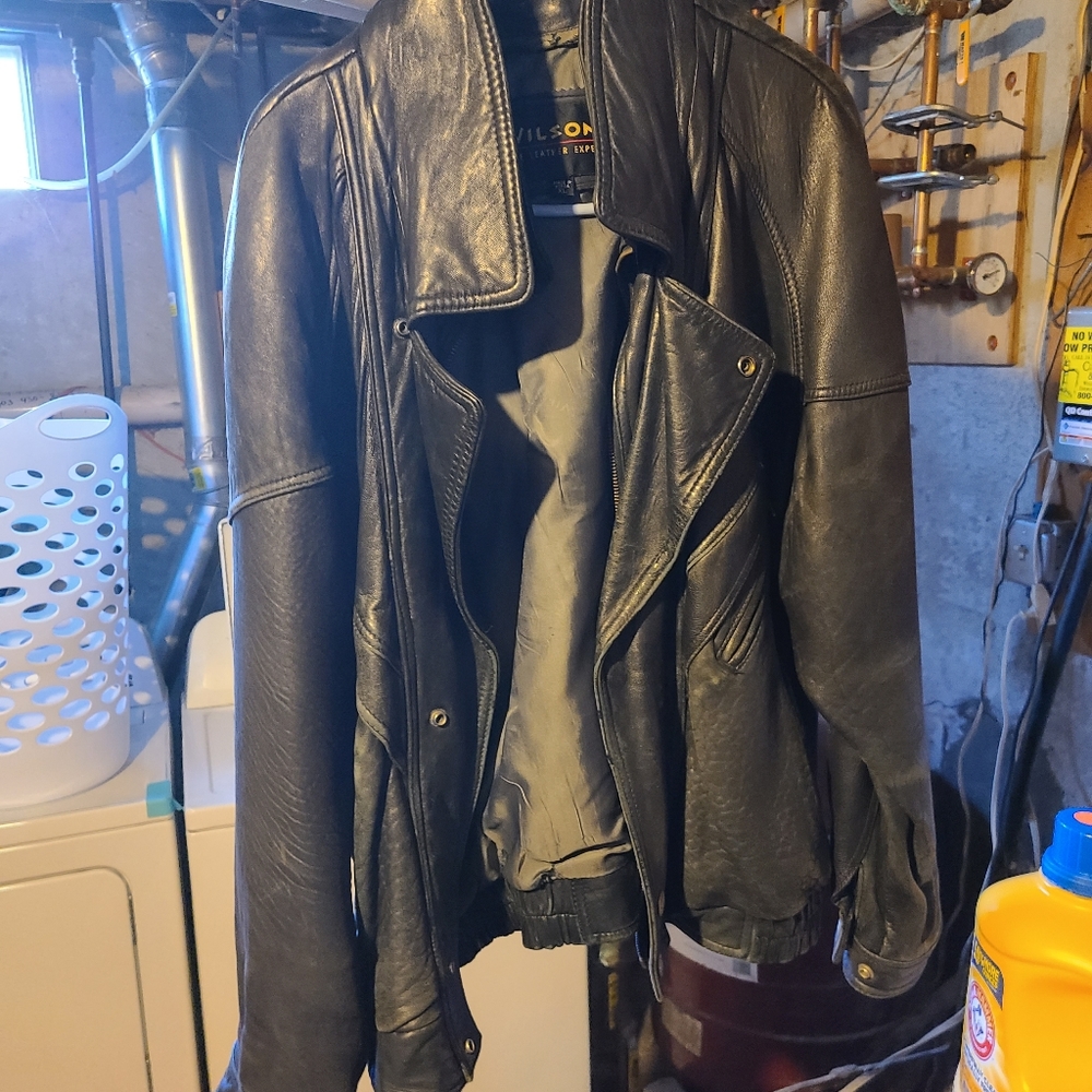 Men's vintage leather jacket